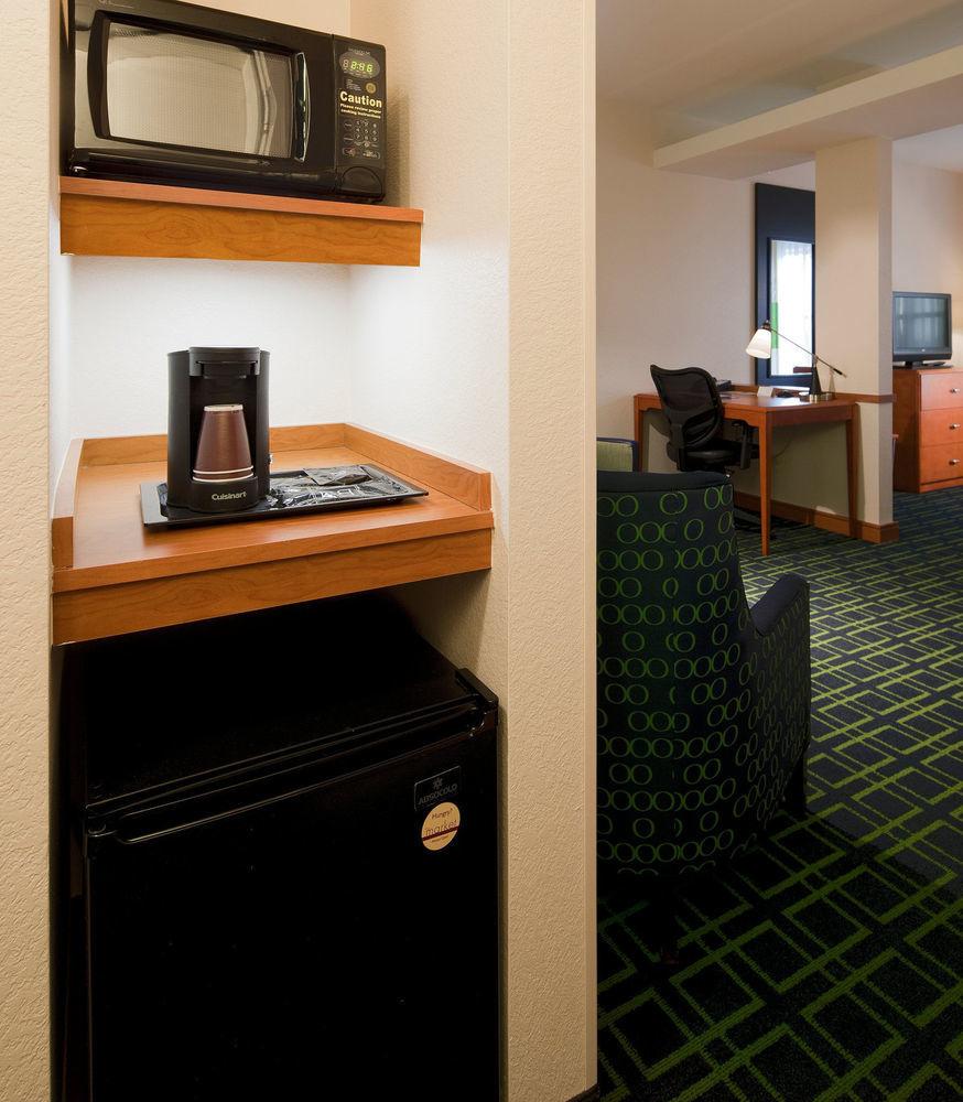 Fairfield Inn Suites By Marriott Orlando At Seaworld Williamsburg Exterior photo