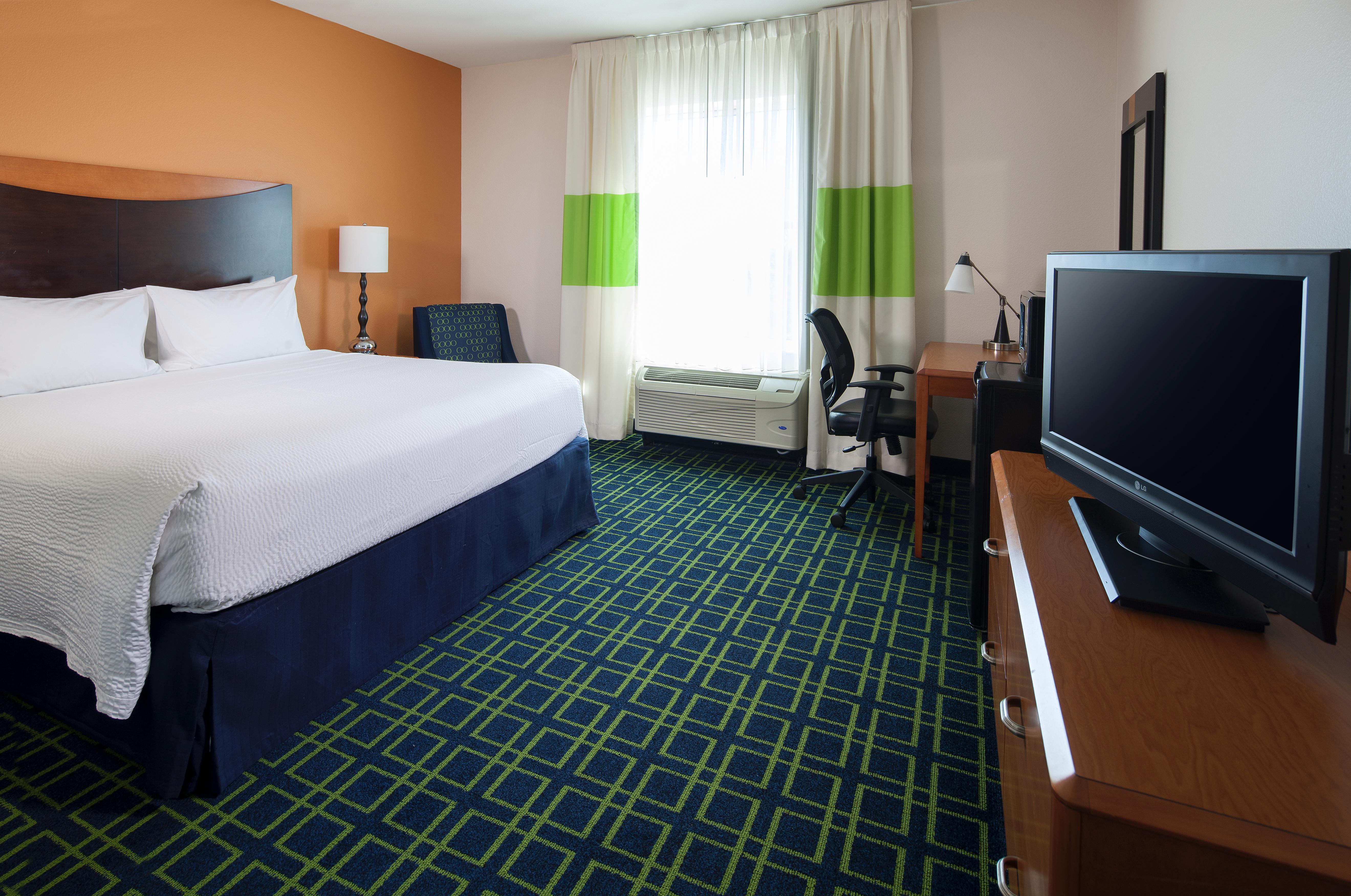 Fairfield Inn Suites By Marriott Orlando At Seaworld Williamsburg Exterior photo