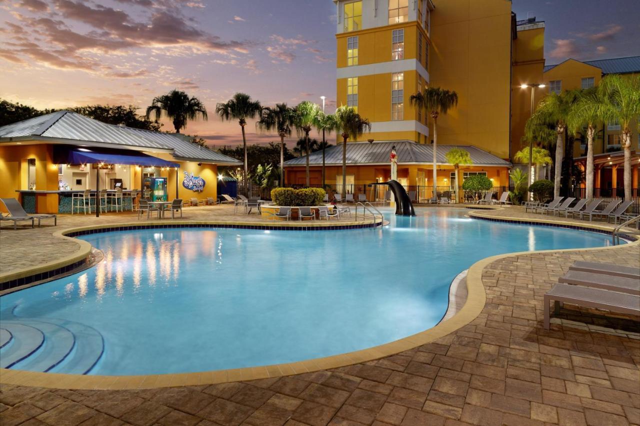 Fairfield Inn Suites By Marriott Orlando At Seaworld Williamsburg Exterior photo