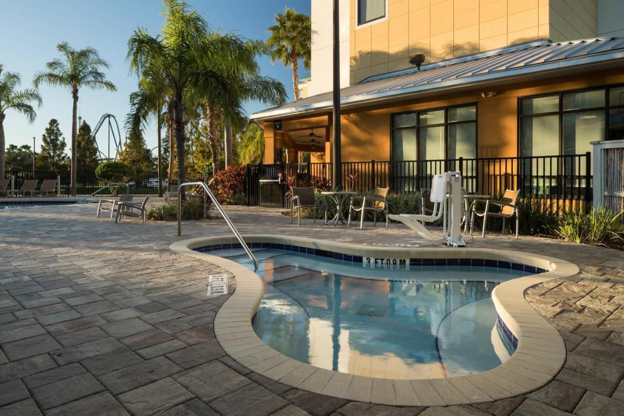Fairfield Inn Suites By Marriott Orlando At Seaworld Williamsburg Exterior photo