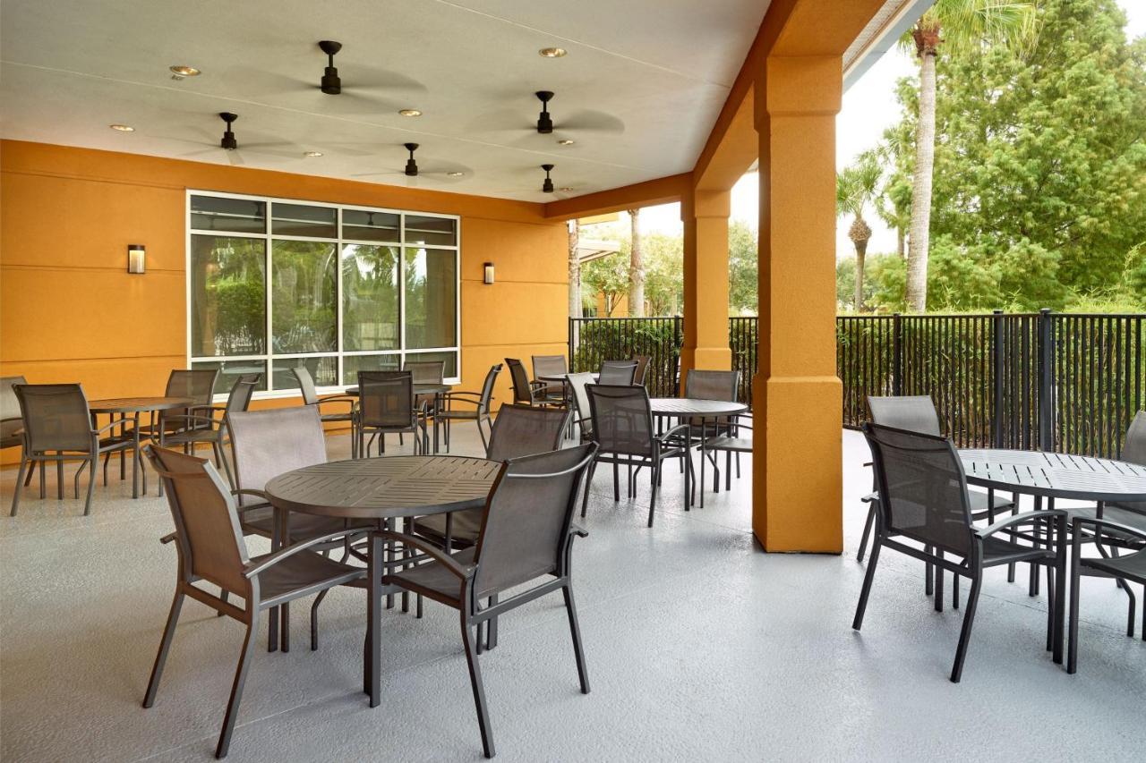 Fairfield Inn Suites By Marriott Orlando At Seaworld Williamsburg Exterior photo